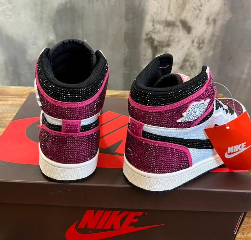SAMC - NKE Shoes - 444