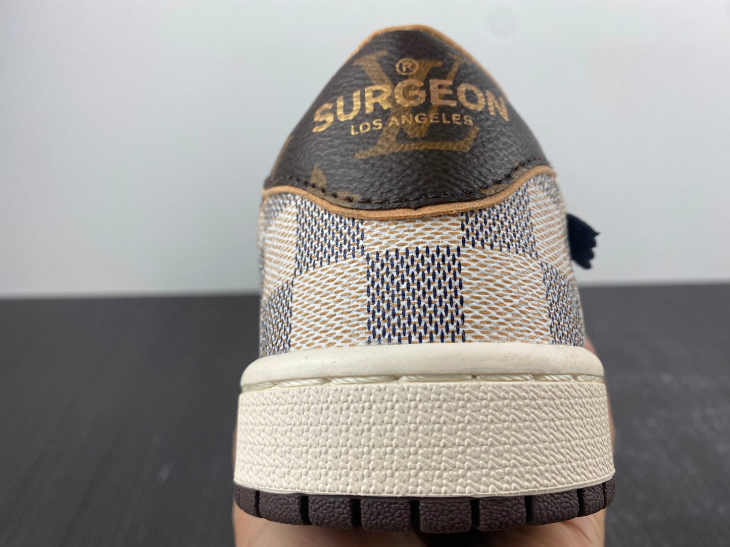 Designer Air ForGLAMI 1 LV Low Surgeon Los Angeles