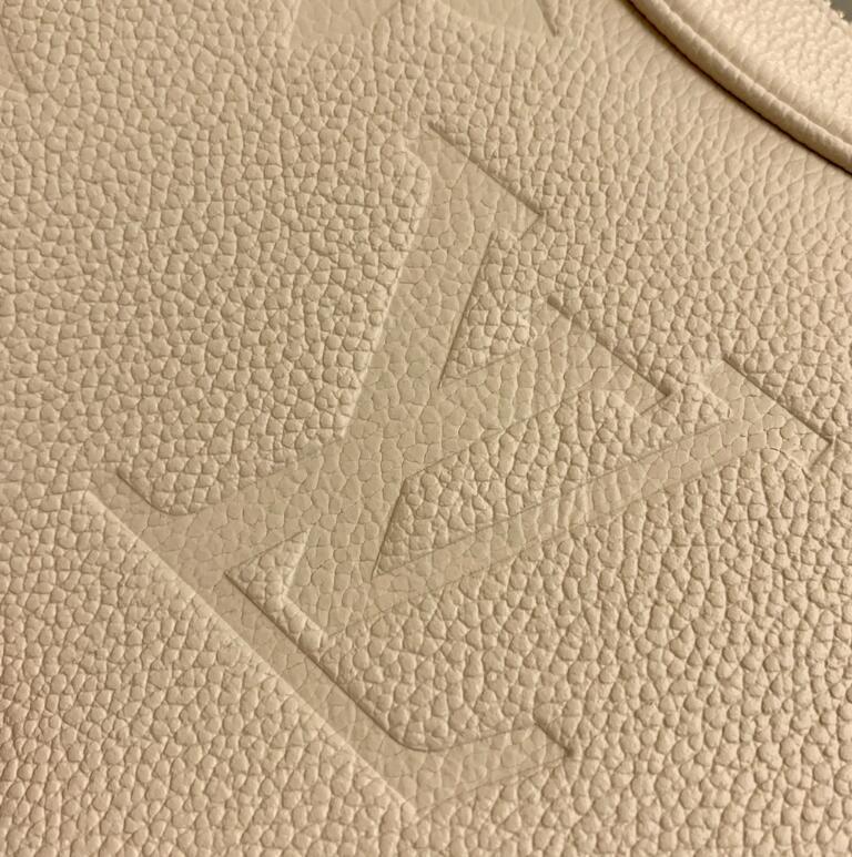 SAMC - LOV Bags - 1113