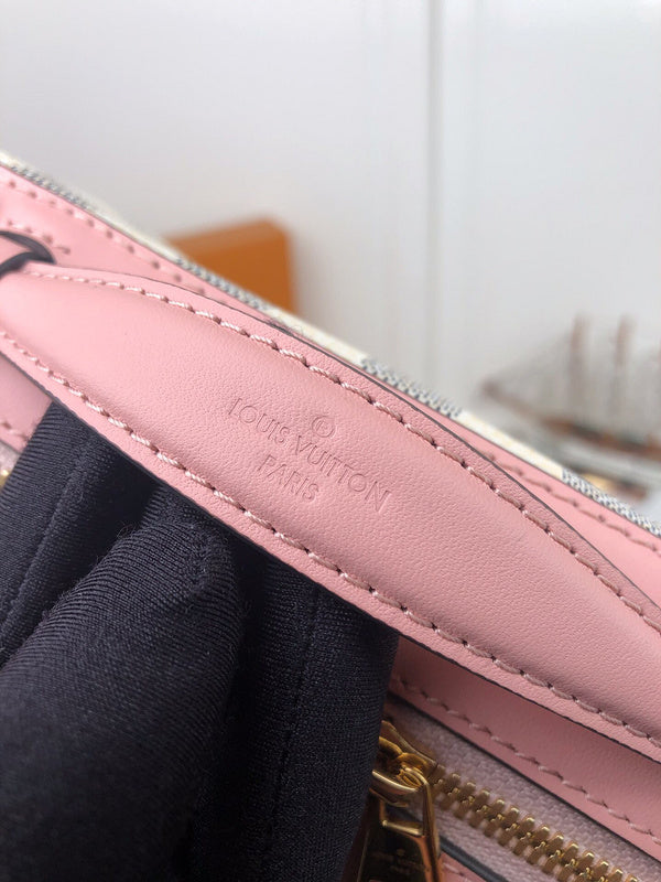 LOV2 Bags - Luxurious Bags  1060