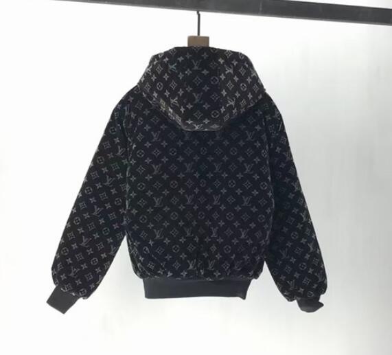 SAMC - LOV Clothes - 175