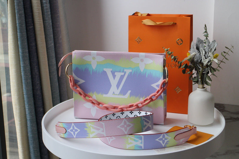 LOV2 Bags - Luxurious Bags  1608