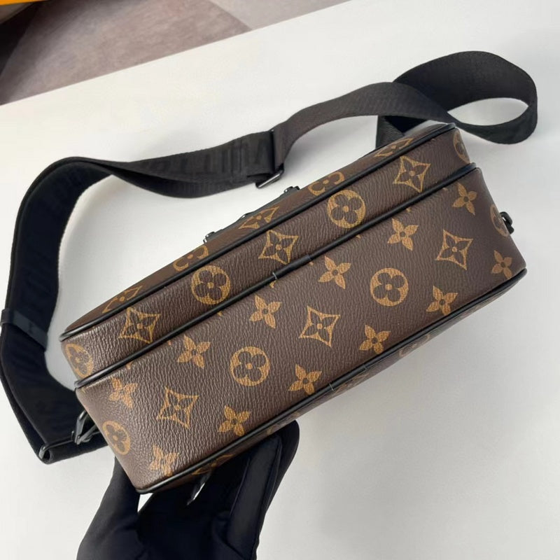 LOV2 Bags - Luxurious Bags  1437