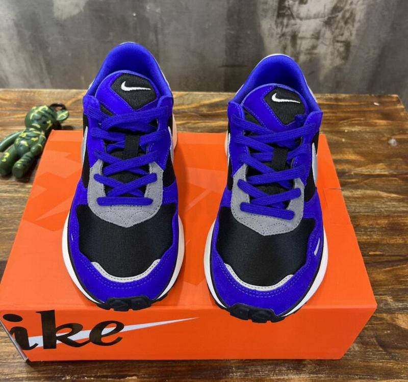 SAMC - NKE Shoes - 300