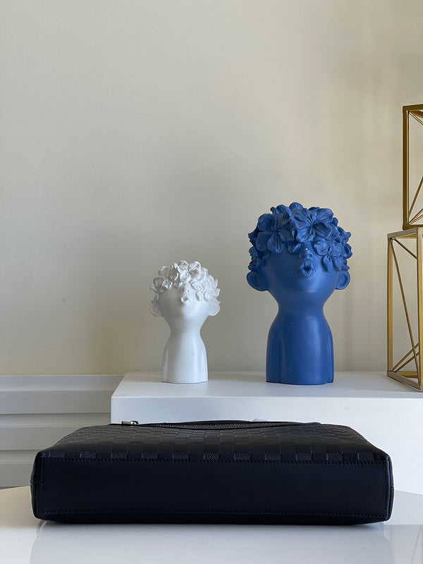 LOV2 Bags - Luxurious Bags  1220
