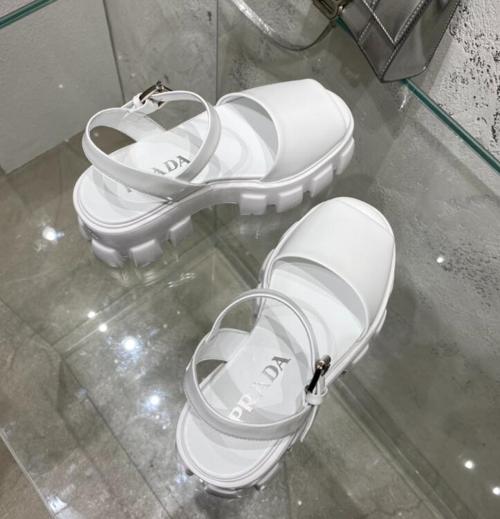 GlamyWomen Shoes - 640