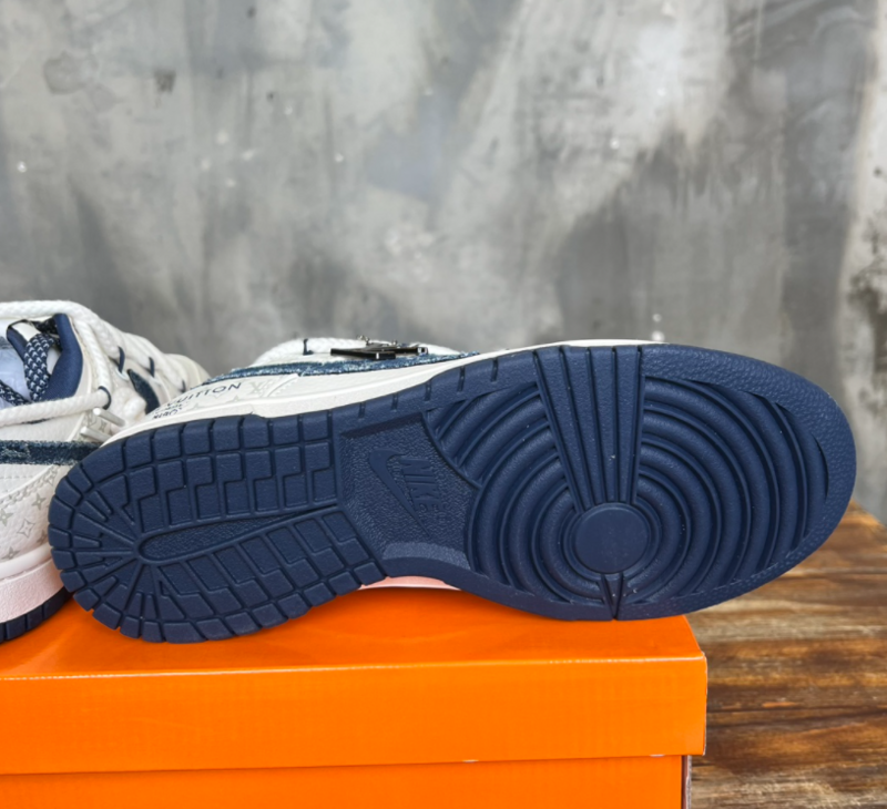 SAMC - NKE Shoes - 013