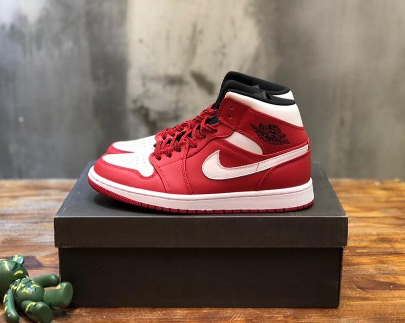 SAMC - NKE Shoes - 1861