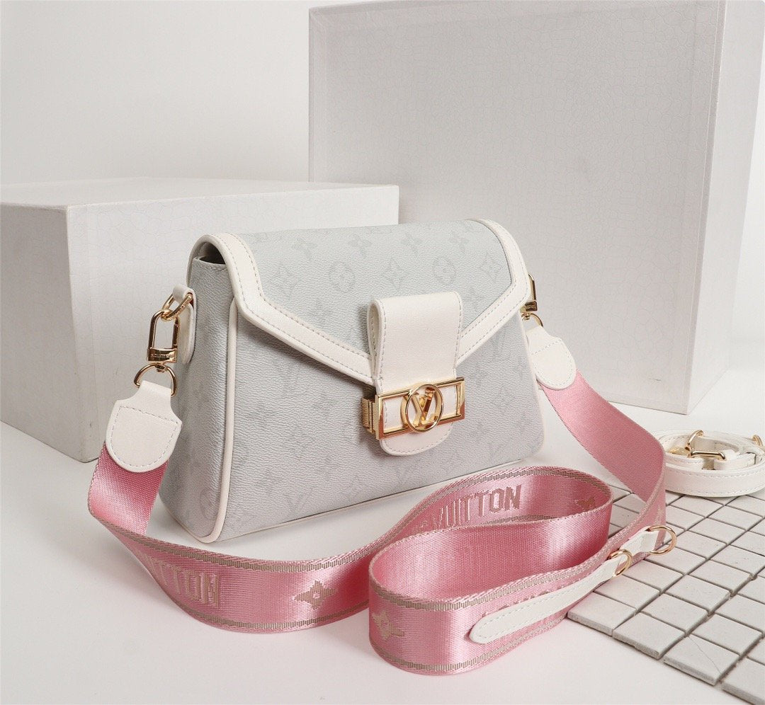 EN - New Arrival Bags LUV 234