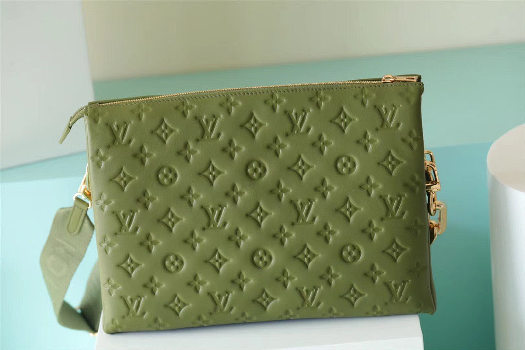 LV Coussin MM Monogram Khaki For Women, WomenÃ¢â‚¬â„¢s Handbags, Shoulder And Crossbody Bags 13.4in/34cm LV M20568