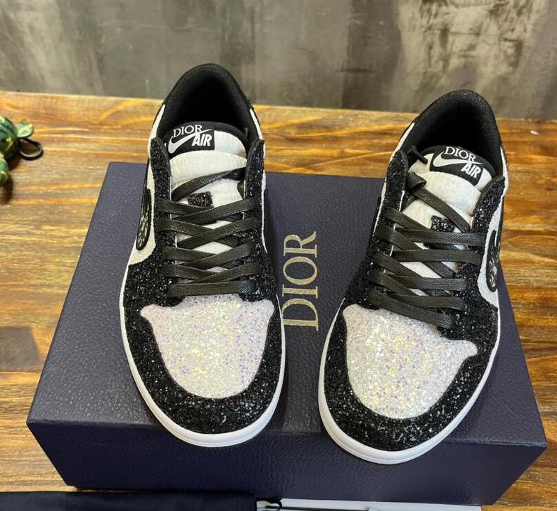 SAMC - NKE Shoes - 492