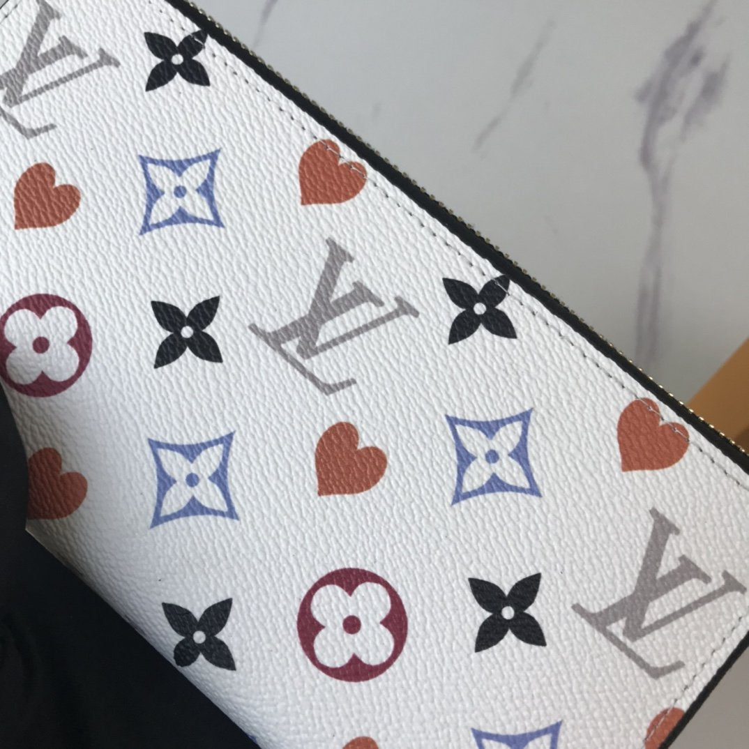 EN - New Arrival Wallet LUV 025