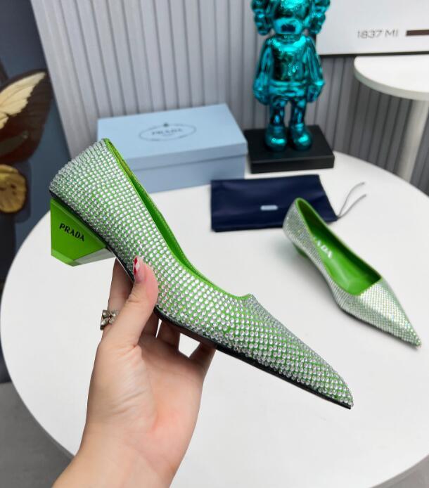 GlamyWomen Shoes - 122