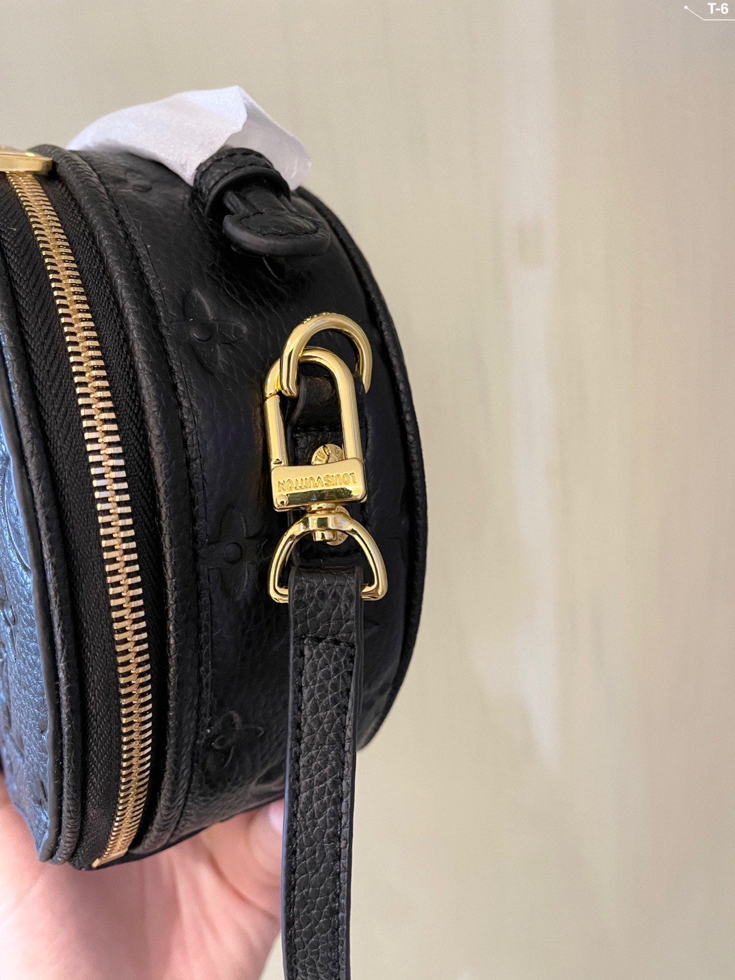 EN - New Arrival Bags LUV 495