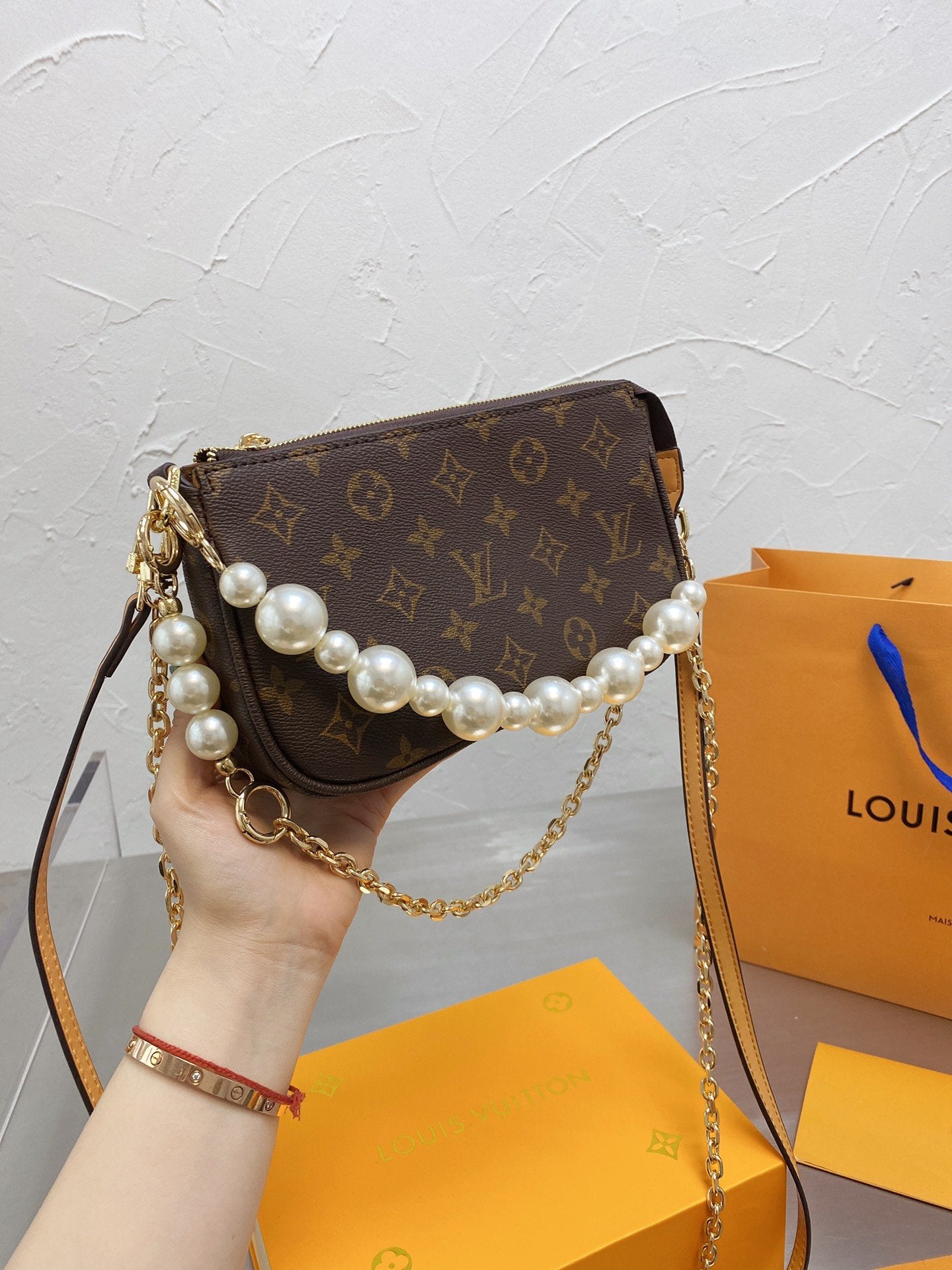 EN - New Arrival Bags LUV 080