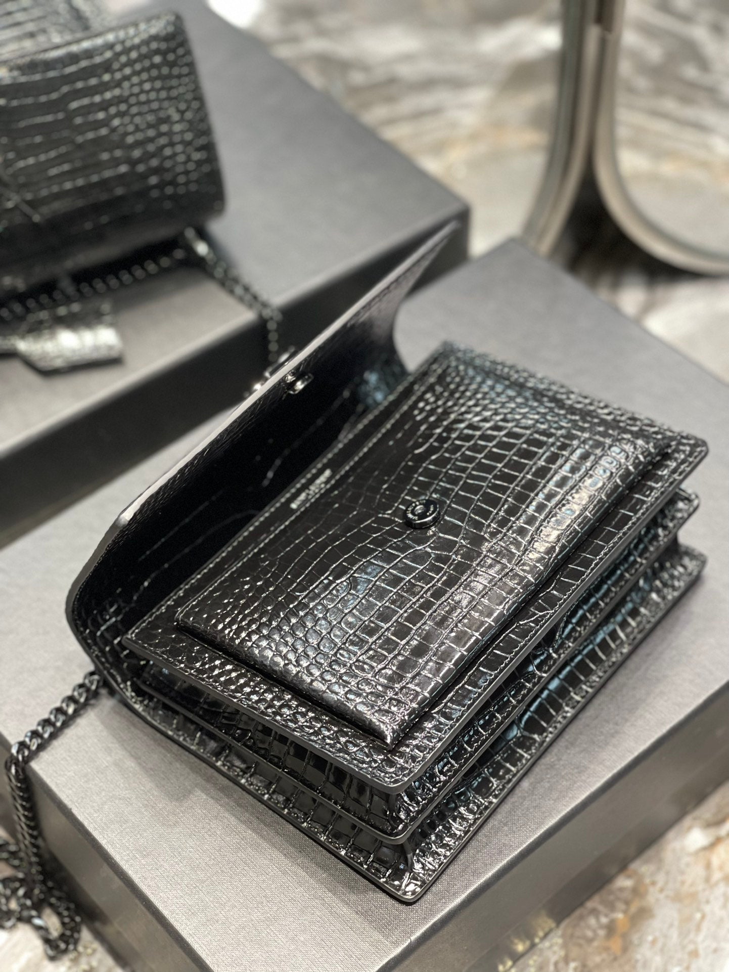 GLAMI Sunset MeGLAMIum Chain Bag Black For Women 8.6in/22cm YSL 442906DND0U1000