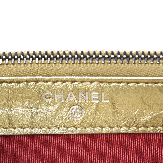 CHANEL METALLIC AGED QUILTED CALFSKIN SMALL GABRIELLE CLUTCH