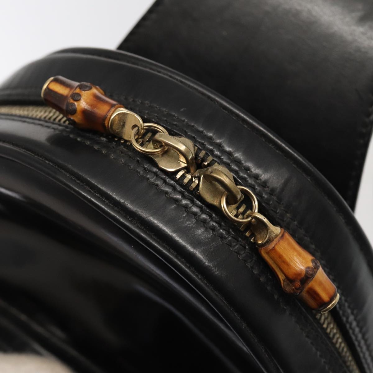 GUCCI Bamboo Body Bag Enamel Black 003 3444 0127 80123