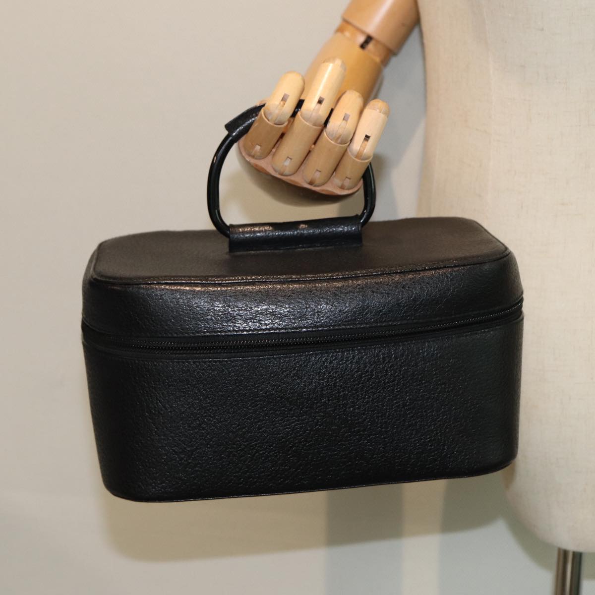 GUCCI Vanity Cosmetic Pouch Leather Black 80238
