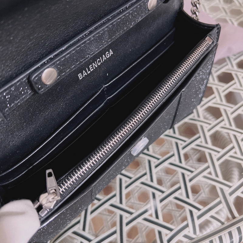 Satchel Bags - Mix2 Items - 555