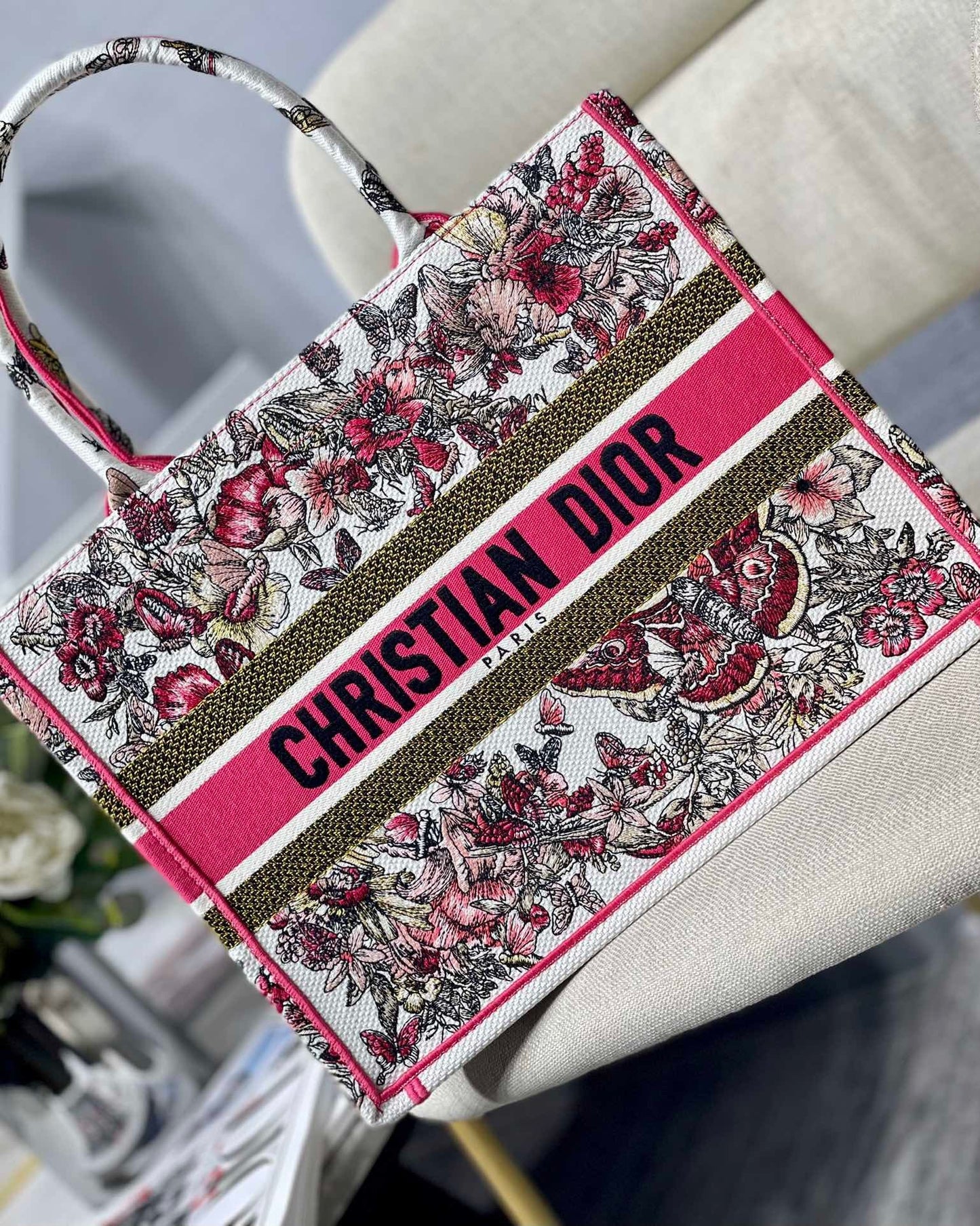GLAMI MeGLAMIum Book Tote Pink Multicolor, For Women, WomenÃ¢â‚¬â„¢s Handbags 14in/36cm CD