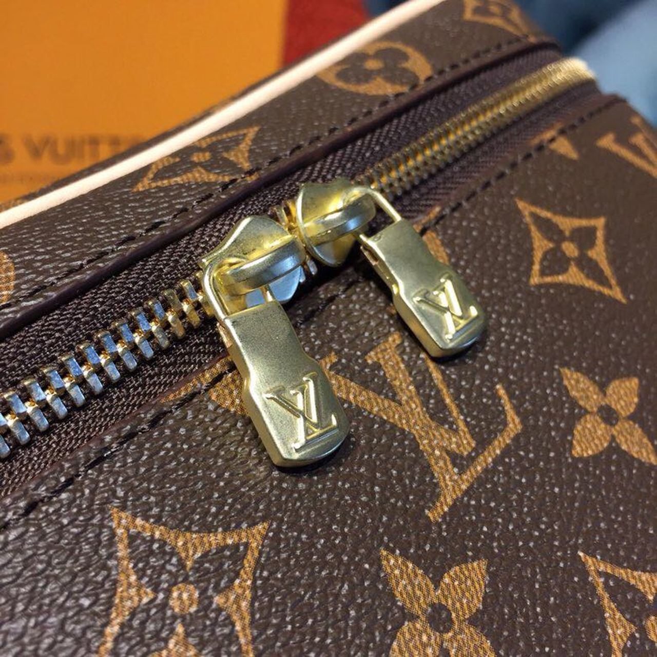 LV NiGLAMI GLAMI Vanity Case Monogram Canvas For Women, WoBags, Travel Bags 9.4in/24cm LV M42265