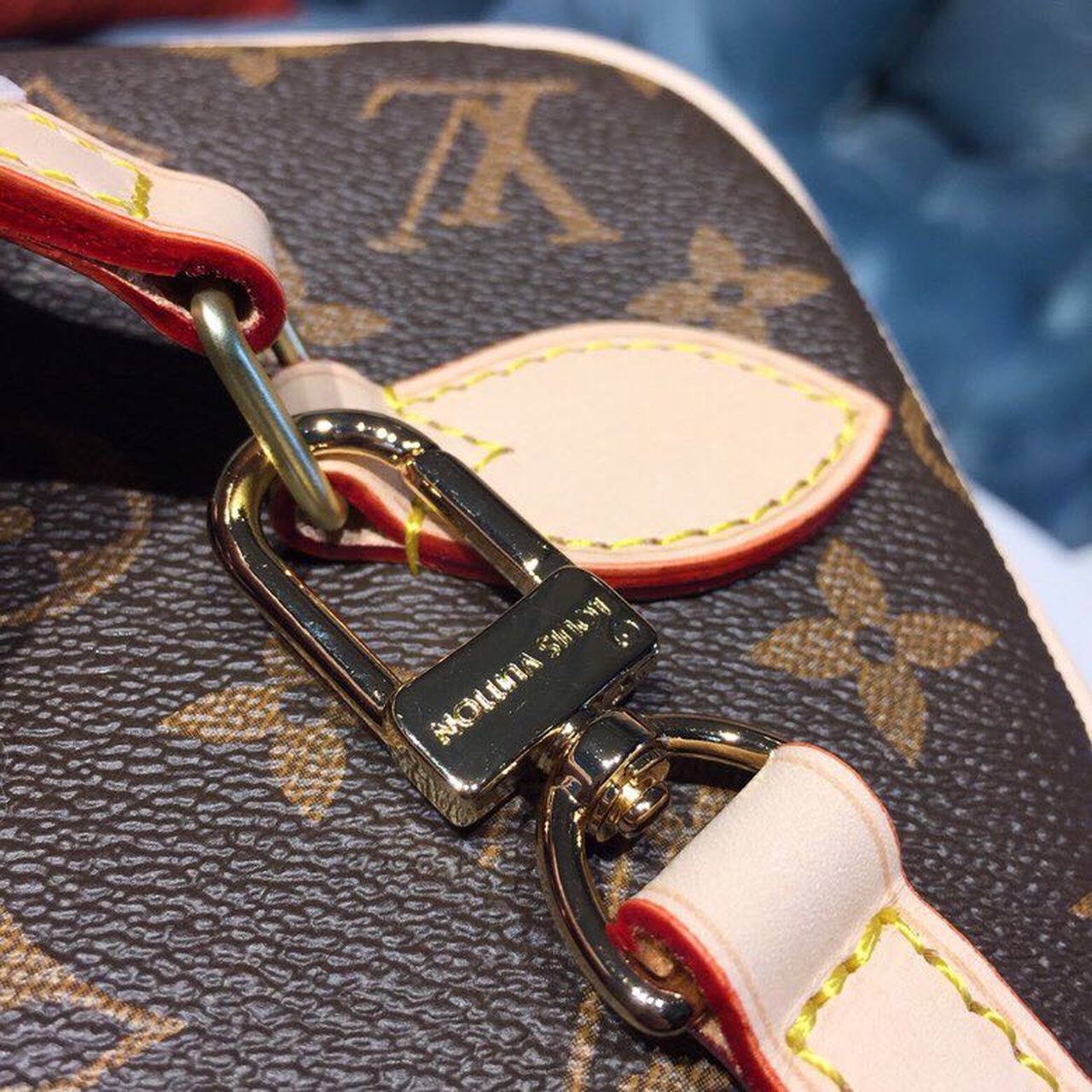 LV NiGLAMI GLAMI Vanity Case Monogram Canvas For Women, WoBags, Travel Bags 9.4in/24cm LV M42265