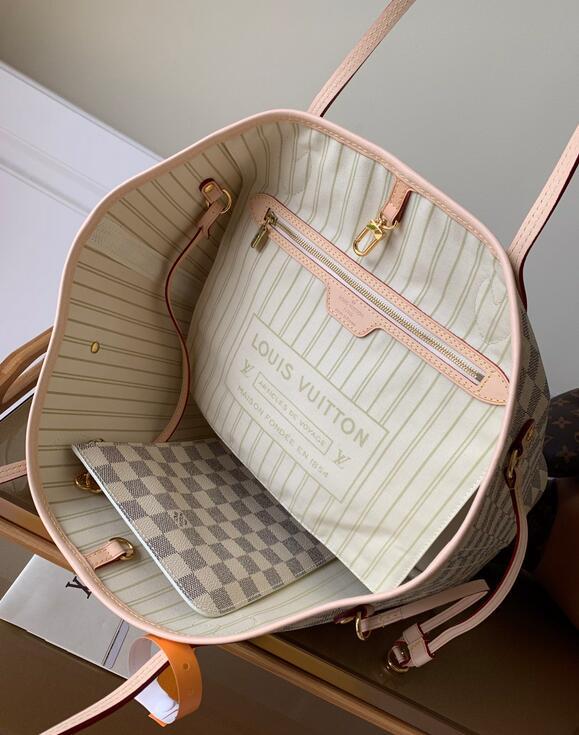 SAMC - LOV Bags - 2519