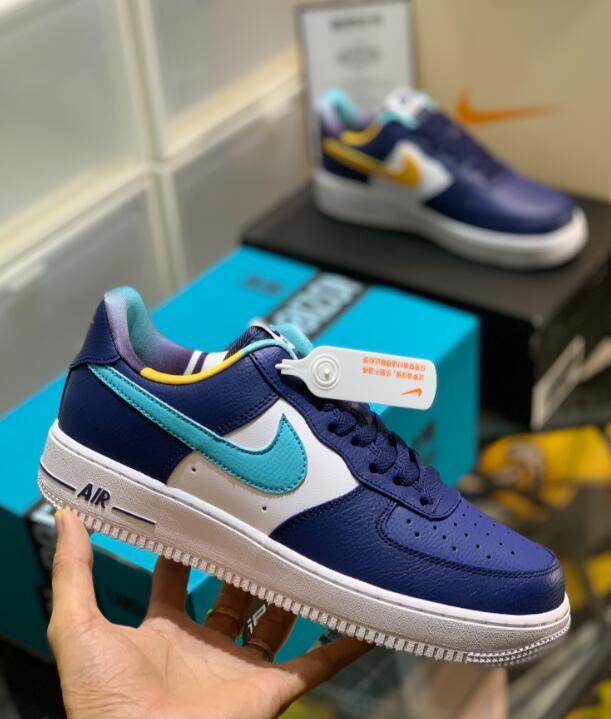 SAMC - NKE Shoes - 670