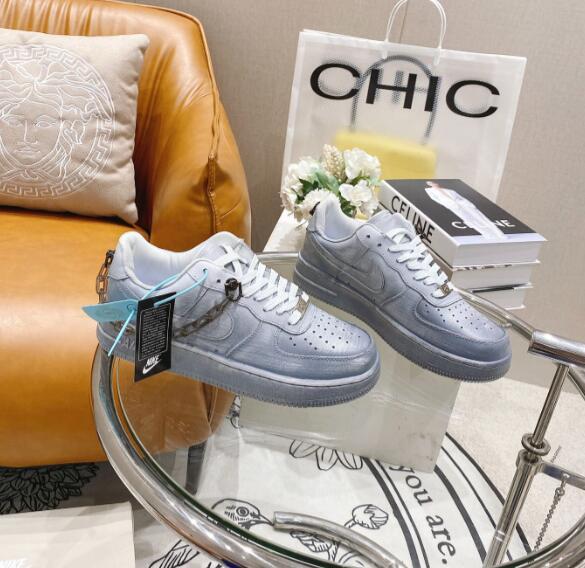 SAMC - NKE Shoes - 1260
