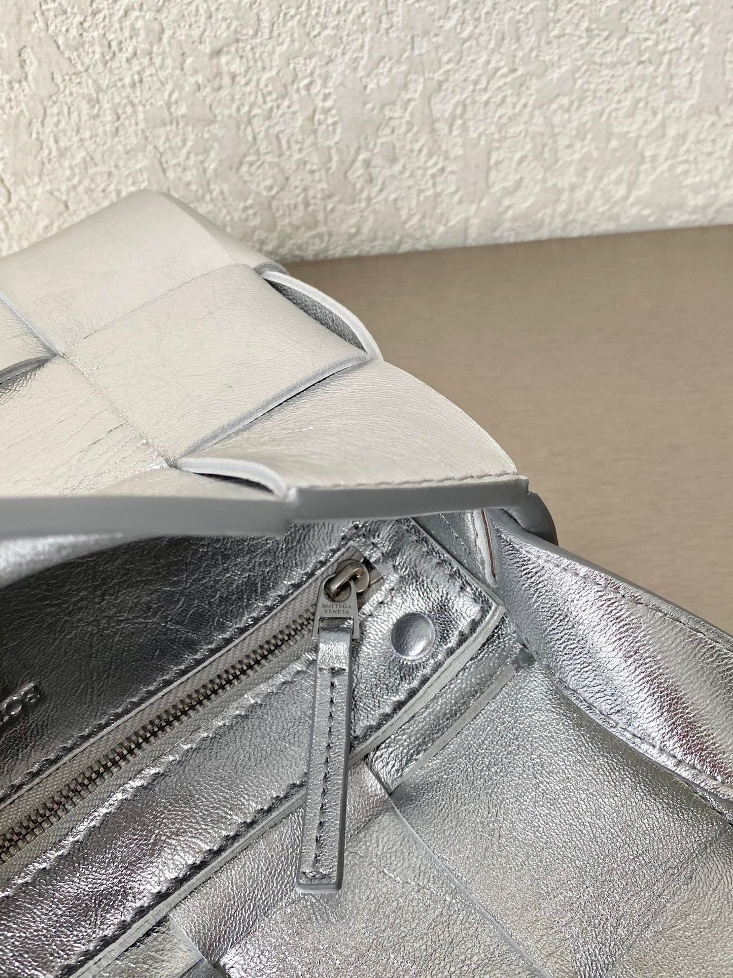 GLAMI Cassette Crossbody Bag Silver, For Women, Bags 9.1in/23cmÃ‚Â 