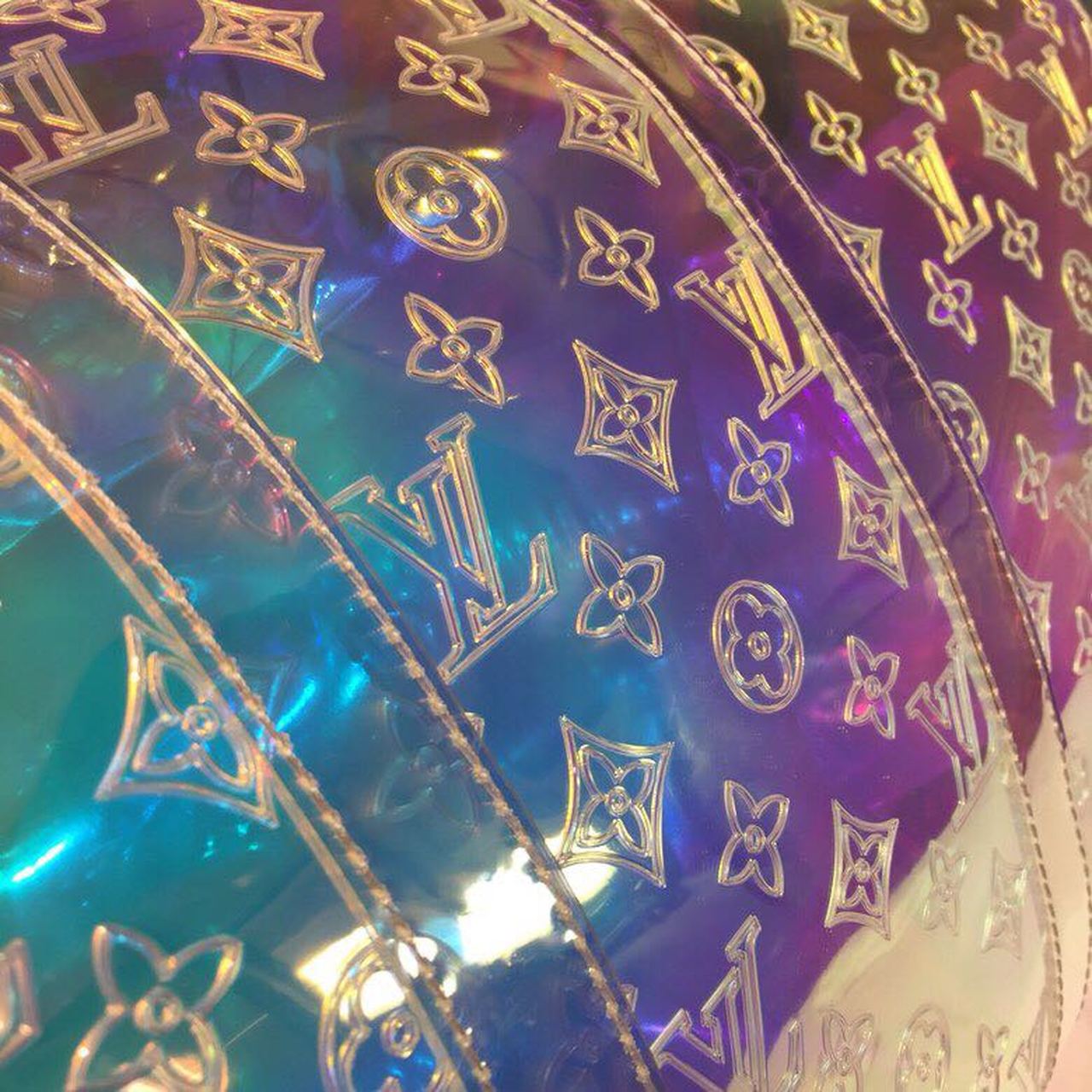 LV Keepall Bandouliere 50 Monogram PVC IridesGLAMInt Prism By Virgil Abloh For Men, Bags, Travel Bags 19.7in/50cm LV M53271