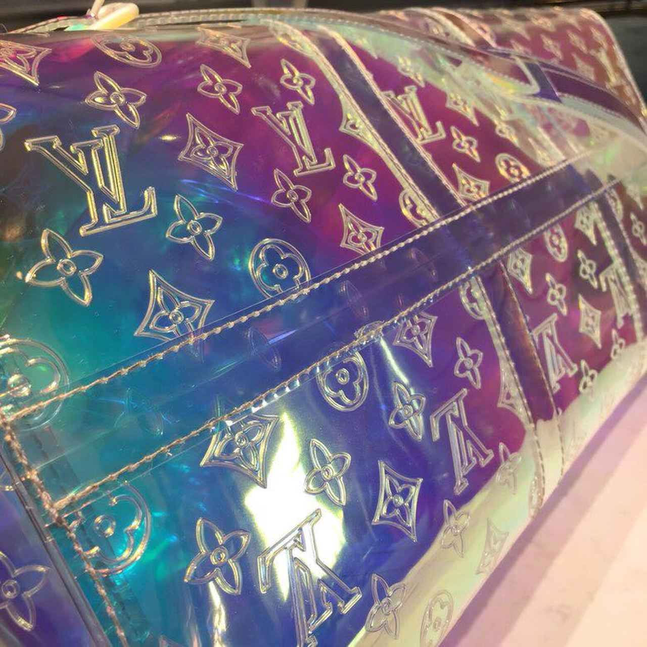 LV Keepall Bandouliere 50 Monogram PVC IridesGLAMInt Prism By Virgil Abloh For Men, Bags, Travel Bags 19.7in/50cm LV M53271