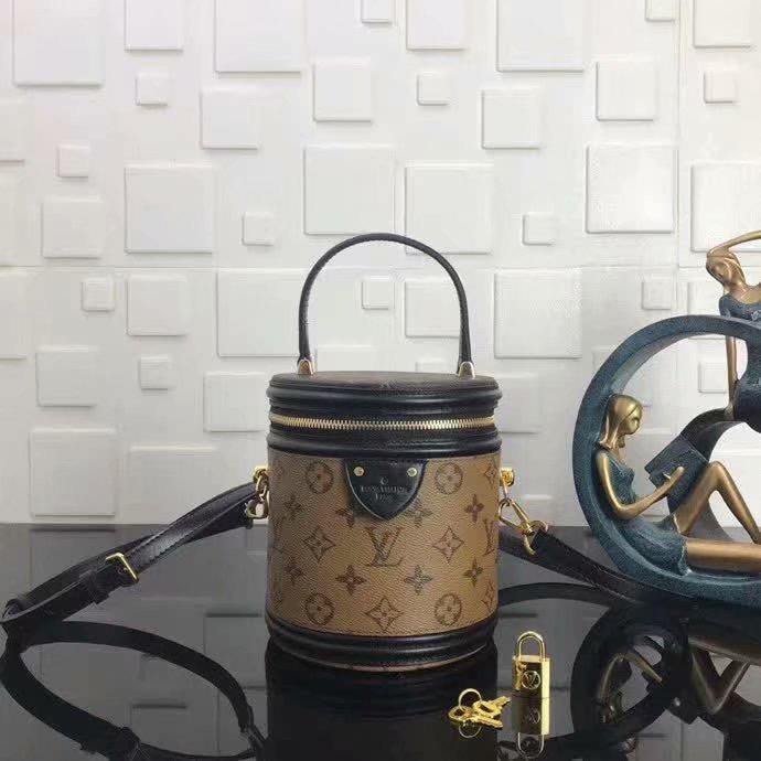 EN - New Arrival Bags LUV 277