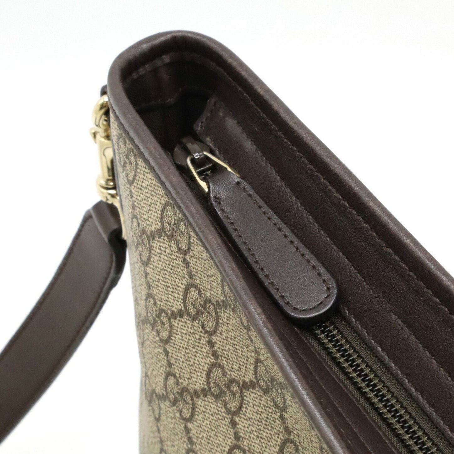Gucci     Gg Supreme Shoulder Bag (Pre-Owned)