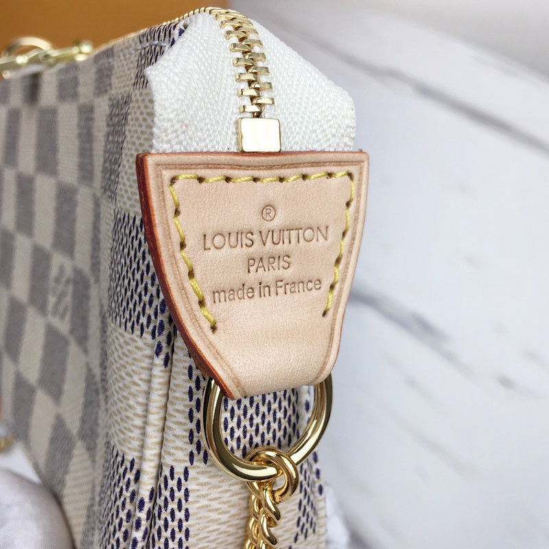 LOV2 Bags - Luxurious Bags  1160