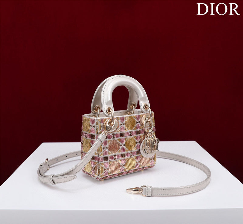 ELE - Dir Bags - 1698