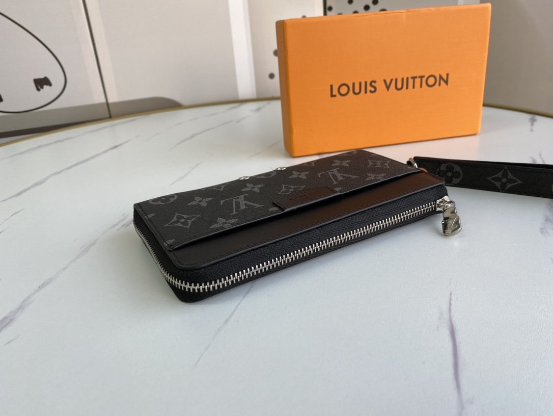 EN - New Arrival Wallet LUV 084