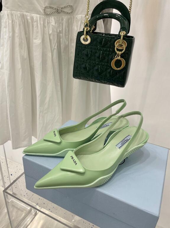 GlamyWomen Shoes - 687