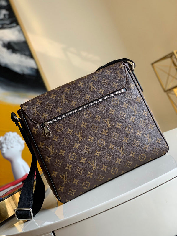 LOV2 Bags - Luxurious Bags  1245