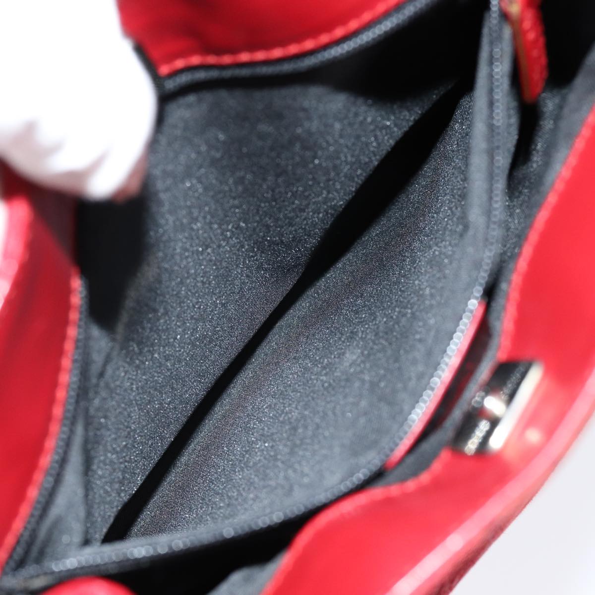 GUCCI GG Canvas Shoulder Bag Red 002 1075 82164