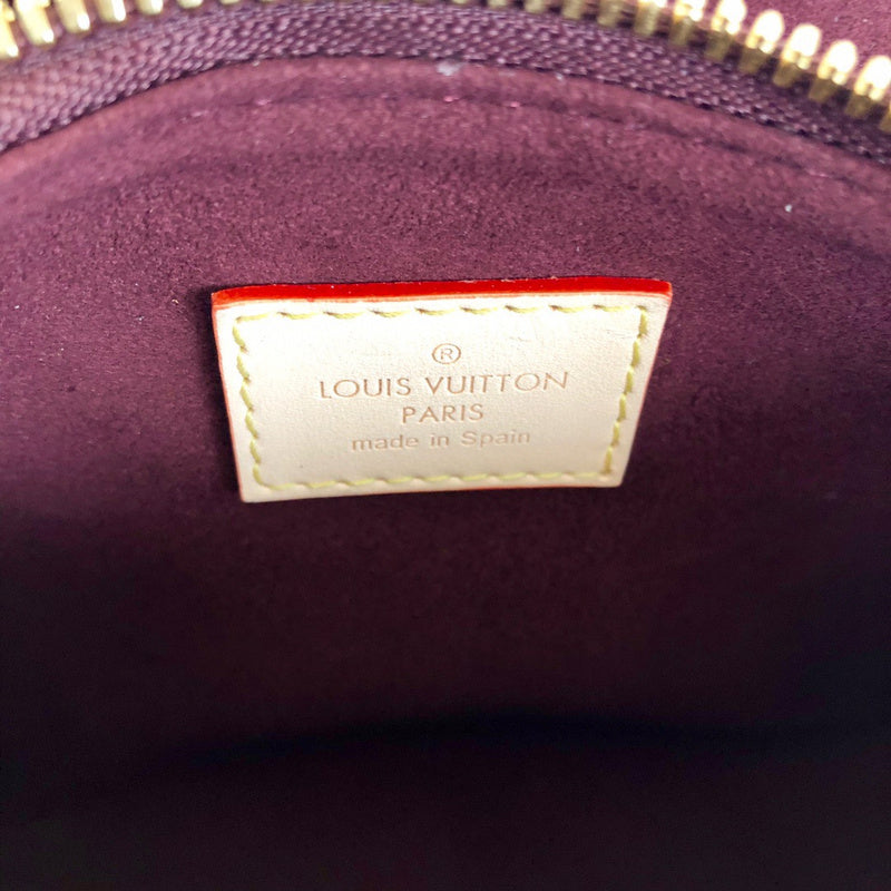 LOV2 Bags - Luxurious Bags  1066
