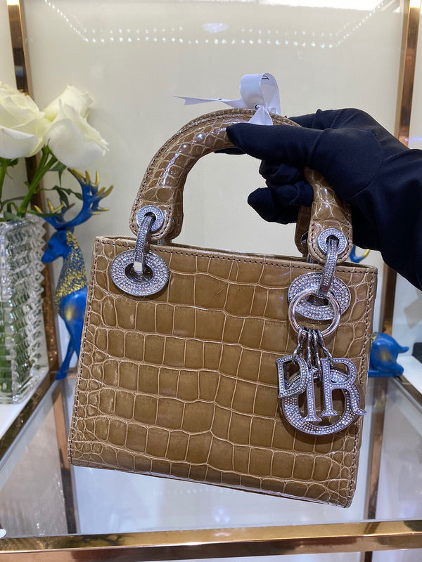 ELE - Dir Bags - 1825
