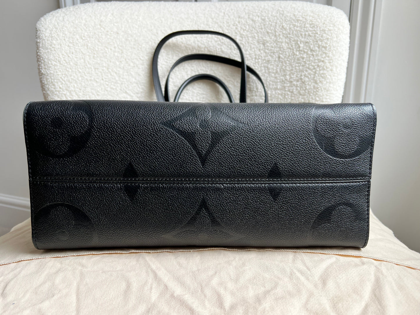Louis Vuitton On the Go MM Black Empreinte (RRP £2,250)