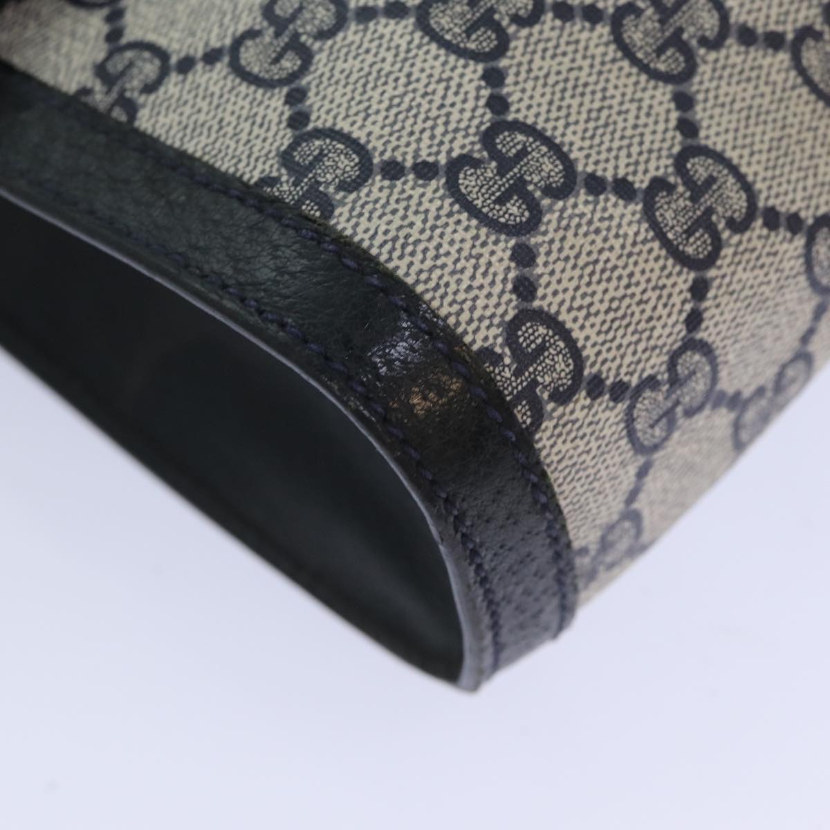GUCCI GG Supreme Sherry Line Clutch Bag PVC Red Navy 89 01 006 83303
