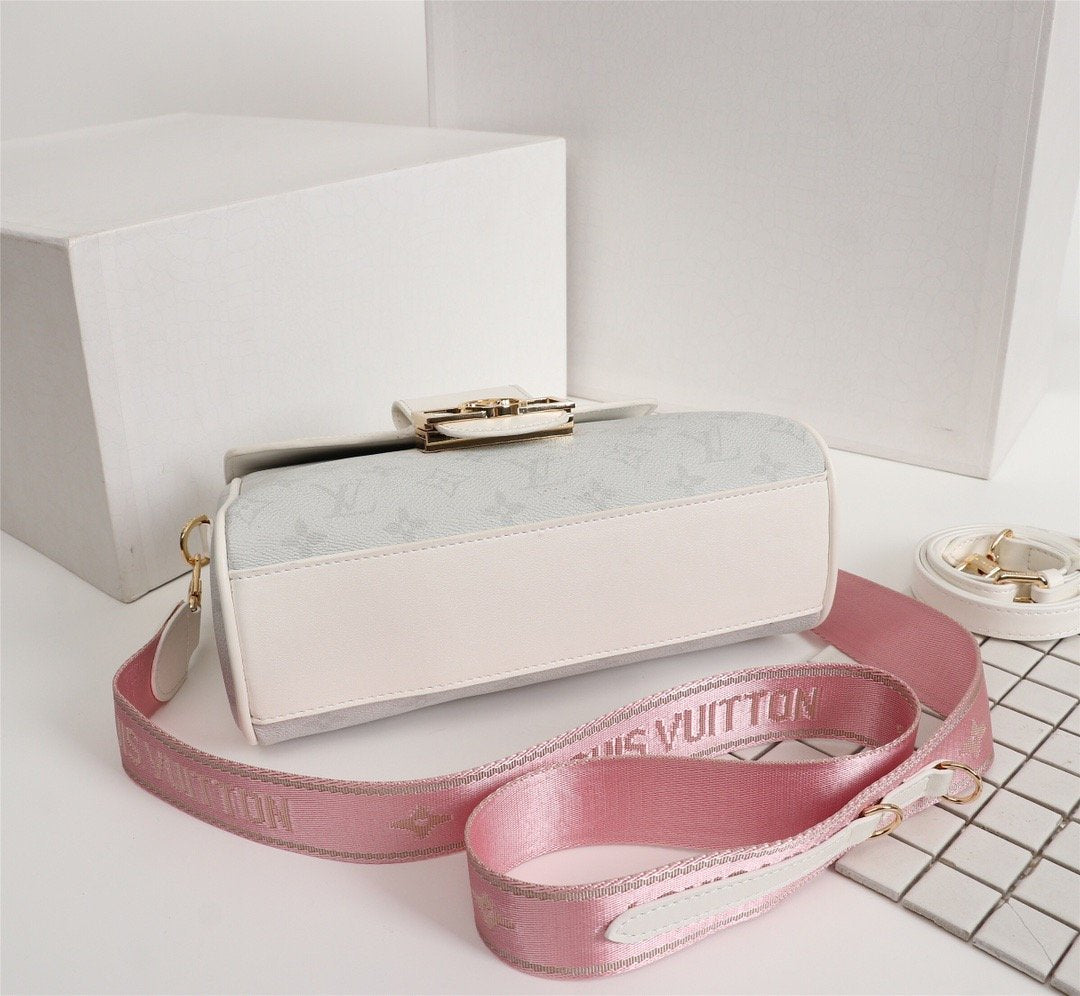 EN - New Arrival Bags LUV 234