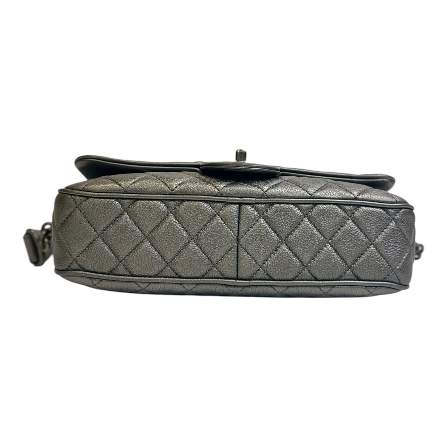 Chanel Metallic Calfskin Quilted Small Casual Rock Flap Silver
