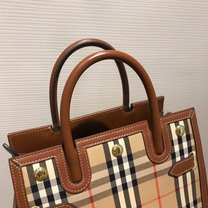 GLAMI Mini Vintage Check Two-handle Title Bag Archive Beige For Women, Bags 10.2in/26cm 80252671