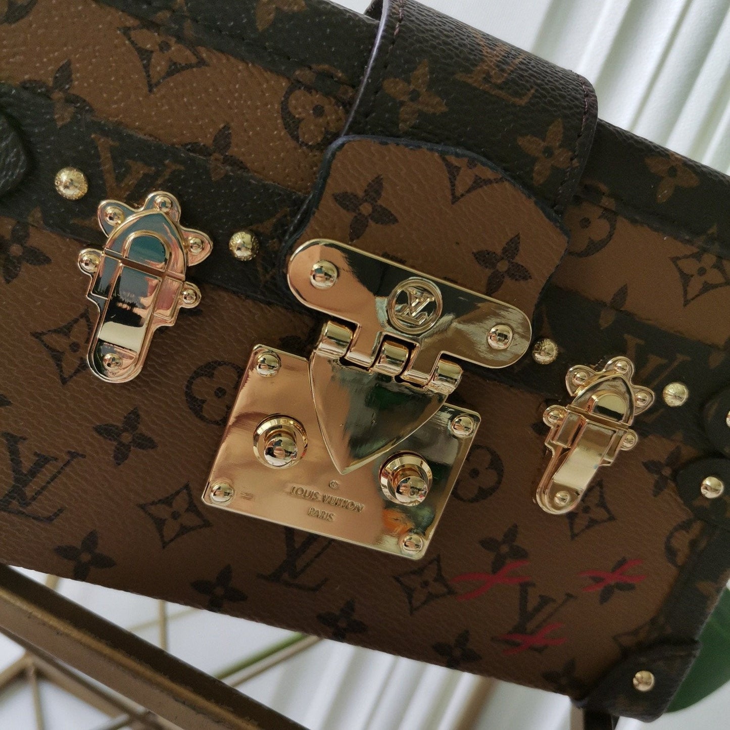 EN - New Arrival Bags LUV 241