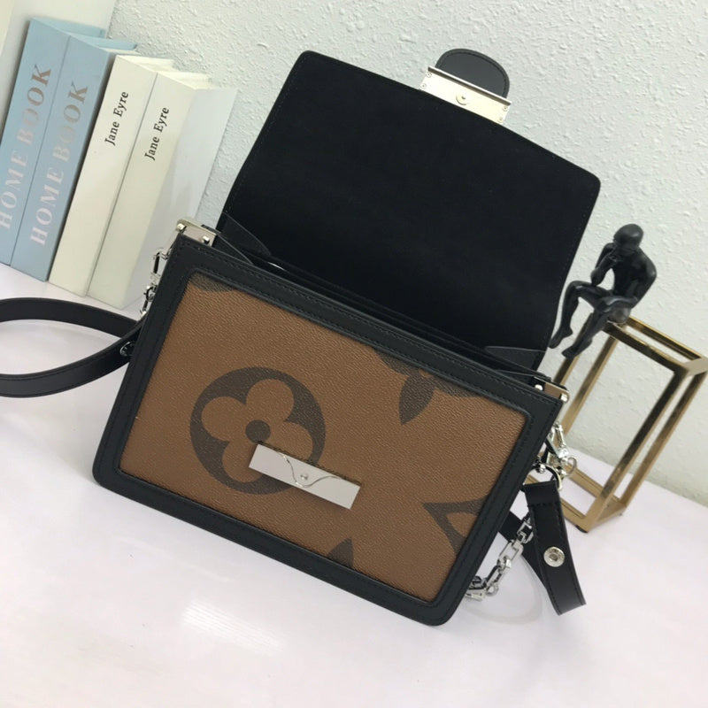 LOV2 Bags - Luxurious Bags  2061